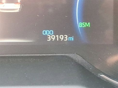 Used 2024 Toyota RAV4 SE w/ Weather Package image 20