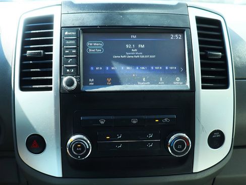 Used 2021 Nissan Frontier S image 43