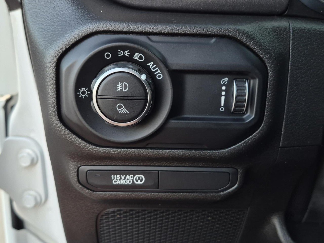 Used 2023 Jeep Gladiator Mojave AWD/4WD image 19