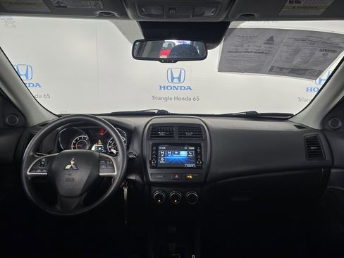 Used 2022 Mitsubishi Outlander Sport LE image 5