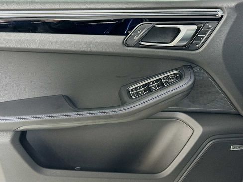 New 2026 Porsche Macan S image 11