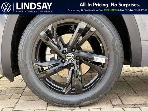 New 2026 Volkswagen Atlas Cross Sport SEL R-Line AWD/4WD image 8