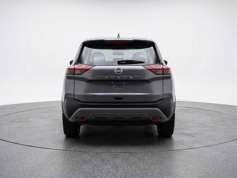 Used 2025 Nissan Rogue SV FWD image 7