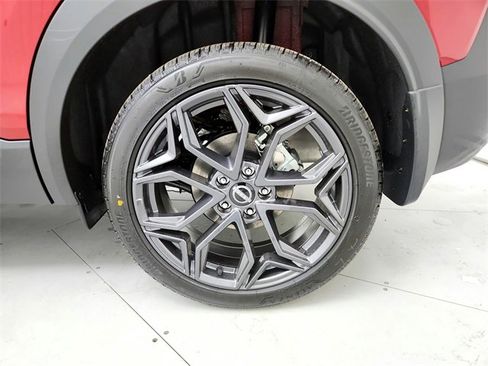 New 2026 Nissan Kicks SR w/ SR Premium Package image 46