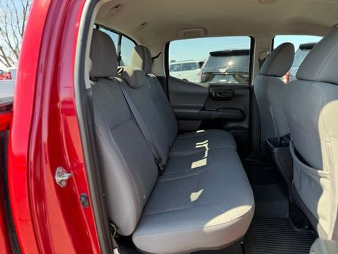 Used 2020 Toyota Tacoma SR image 15
