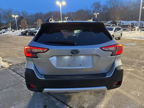 Used 2023 Subaru Outback Limited image 8