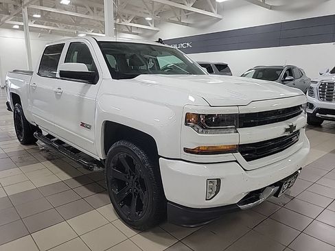 Used 2018 Chevrolet Silverado 1500 LT w/ Rally 2 Edition AWD/4WD image 4