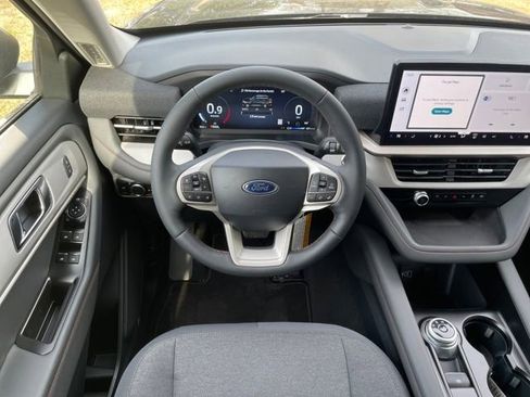 New 2026 Ford Explorer Active image 13