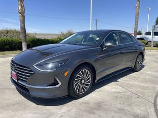 Used 2022 Hyundai Sonata Limited w/ Cargo Package FWD video 1