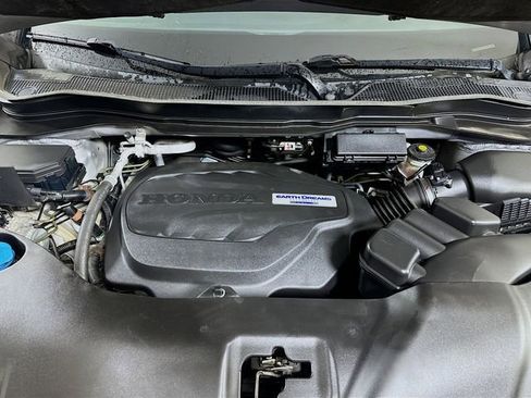 Used 2019 Honda Pilot LX image 30