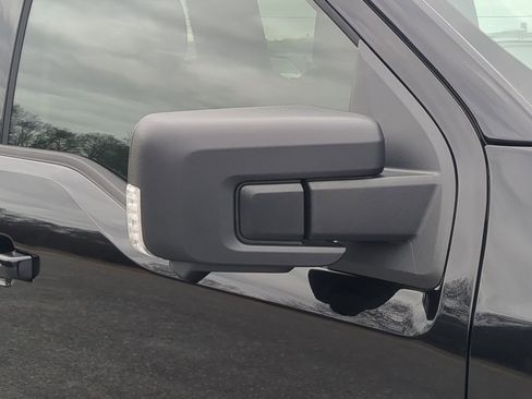 New 2025 Ford F150 Lightning Flash AWD/4WD image 10