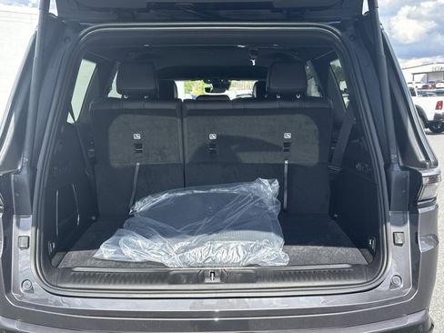 New 2026 Jeep Grand Wagoneer 2WD image 26