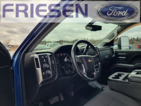 Used 2018 Chevrolet Silverado 1500 LT image 16