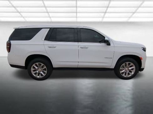 Used 2024 Chevrolet Tahoe Premier AWD/4WD image 32