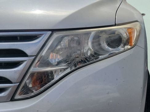 Used 2011 Toyota Venza w/ Premium Pkg #2 FWD image 3