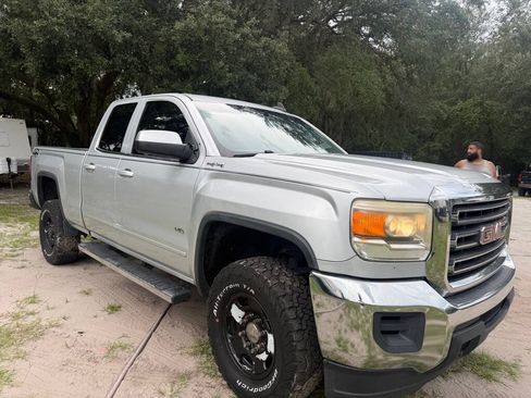 Used 2015 GMC Sierra 2500 SLE AWD/4WD image 3