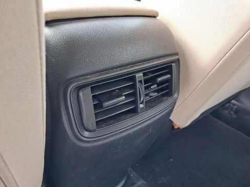 Used 2019 Honda CR-V LX image 20