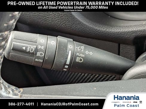 Used 2017 Jeep Wrangler Unlimited Sahara w/ Connectivity Group AWD/4WD image 27