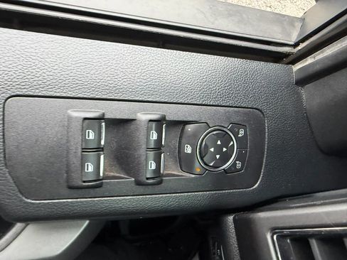 Used 2020 Ford F150 XLT w/ Equipment Group 302A Luxury AWD/4WD image 32