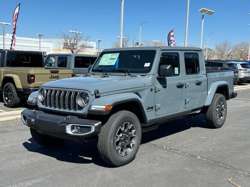 New 2026 Jeep Gladiator Sport AWD/4WD image 2