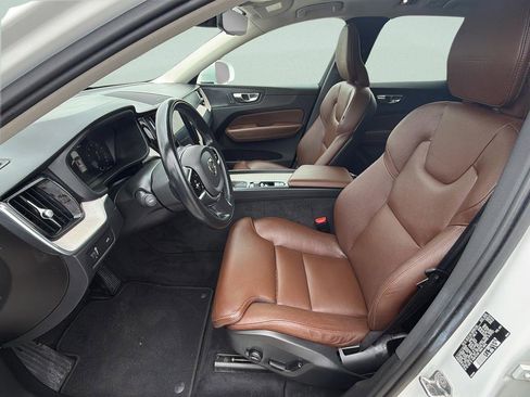 Used 2020 Volvo XC60 T6 Inscription image 18