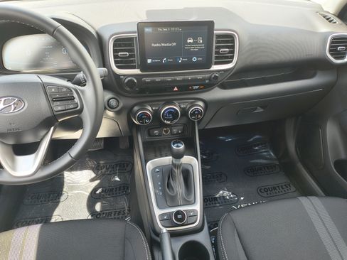 New 2026 Hyundai Venue SEL FWD image 12