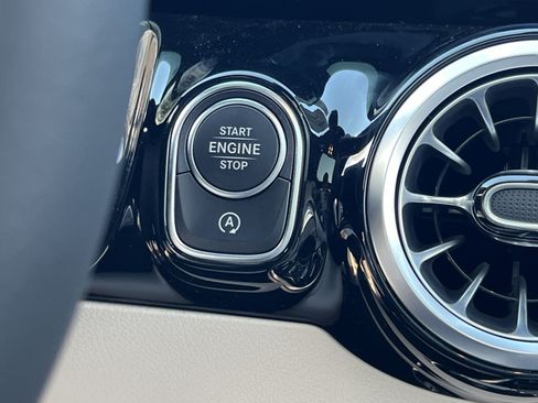 New 2026 Mercedes-Benz GLA 250 4MATIC image 36