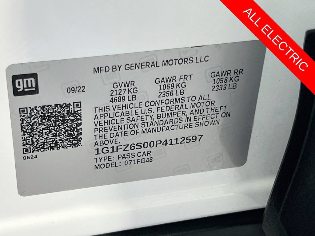 Used 2023 Chevrolet Bolt EUV Premier w/ Sun & Sound Package FWD image 33