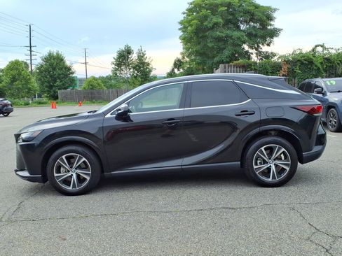 Used 2023 Lexus RX 350 Premium w/ Accessory Package AWD/4WD image 4