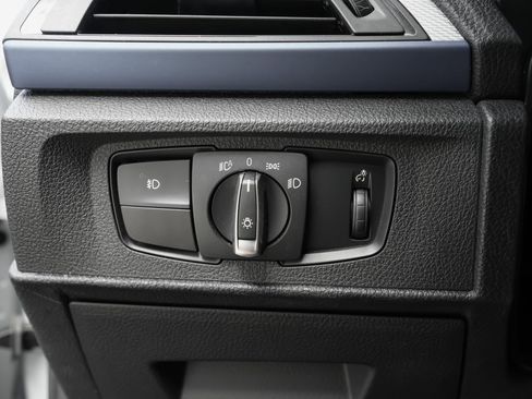 Used 2017 BMW 230i Coupe image 22