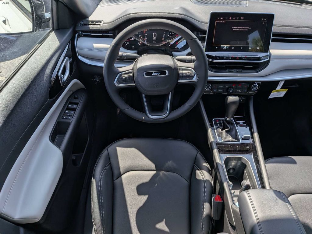 New 2026 Jeep Compass Limited AWD/4WD image 16