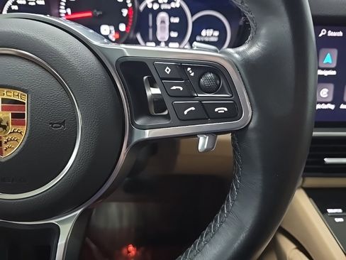 Used 2022 Porsche Cayenne image 21