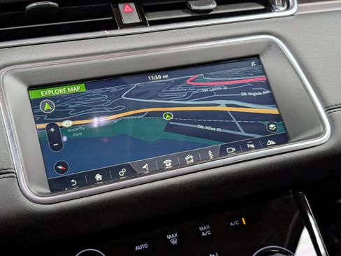 Used 2020 Land Rover Range Rover Evoque S image 35