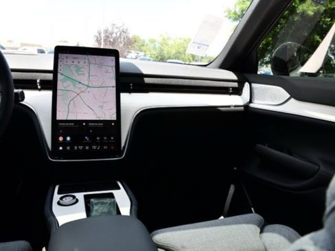 New 2025 Volvo EX90 Ultra image 19