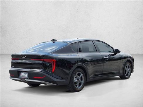 Used 2025 Kia K4 FWD image 5