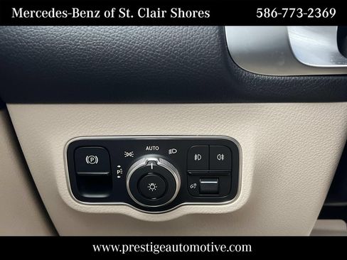 Used 2026 Mercedes-Benz GLB 250 4MATIC image 26