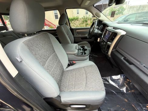 Used 2018 RAM 1500 Big Horn AWD/4WD image 29