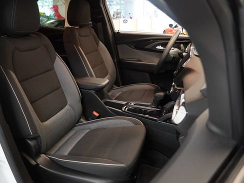 Used 2023 Chevrolet TrailBlazer LT w/ Convenience Package AWD/4WD image 33