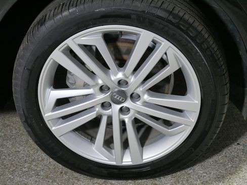 Used 2019 Audi Q5 2.0T Premium Plus w/ Premium Plus Package image 15