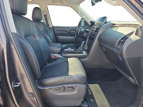Used 2024 INFINITI QX80 Luxe AWD/4WD image 10