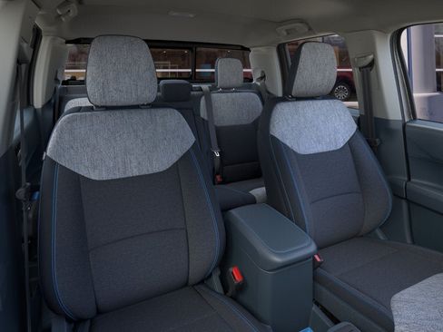 New 2026 Ford Maverick XLT w/ XLT Luxury Package FWD image 10