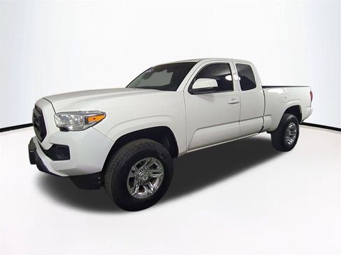 Used 2022 Toyota Tacoma SR AWD/4WD image 9