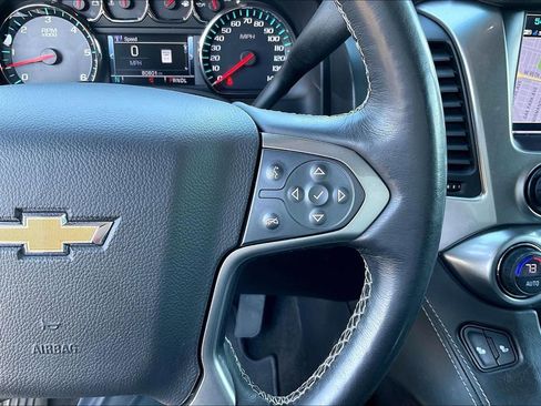 Used 2018 Chevrolet Tahoe LT w/ LT Signature Package image 17