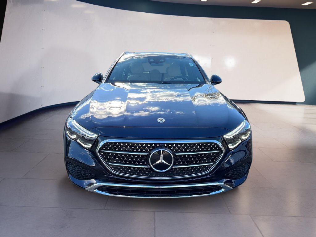 Used 2024 Mercedes-Benz E 450 4MATIC All-Terrain Wagon w/ Multicontour Seating Package image 8