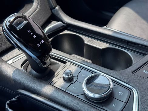 Used 2021 Cadillac XT5 Premium Luxury image 24