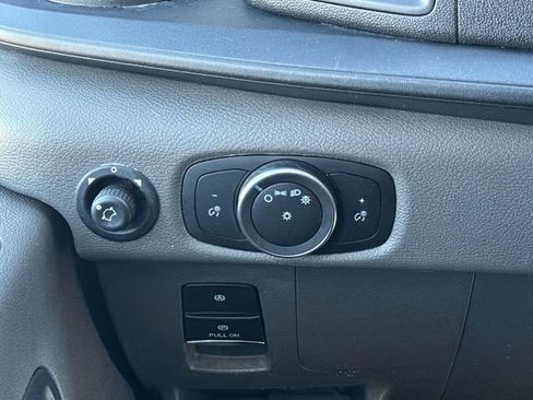 Used 2023 Ford Transit 250 Medium Roof image 13