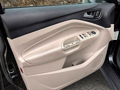 Used 2014 Ford C-MAX SE image 21