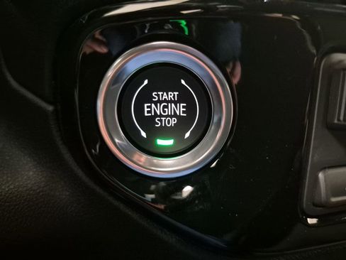 New 2026 GMC Sierra 3500 SLE w/ SLE Value Package image 17