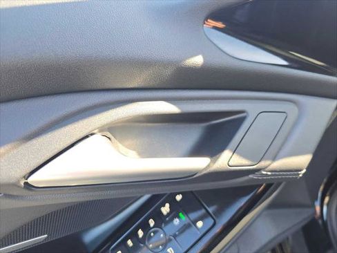 New 2025 Audi A6 e-tron Premium Plus image 27