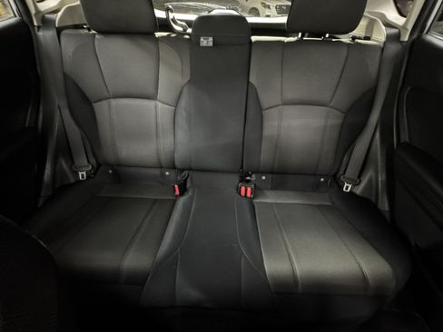 Used 2018 Subaru Crosstrek 2.0i AWD/4WD image 15